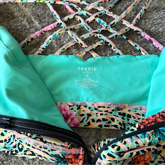 NWT Torrid Low-Impact Wireless Zip-Front Active Sports Bra 3X - Picture 6 of 8